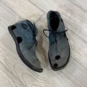 Cydwoq Converge Blue Handmade Leather Laced Sandals - sz 39.5